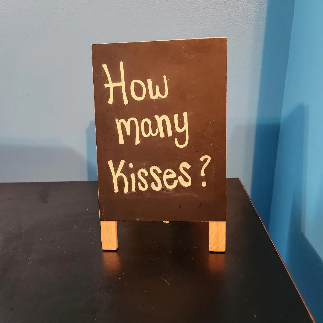 Chalkboard Sign How Many Kisses? Bridal Shower