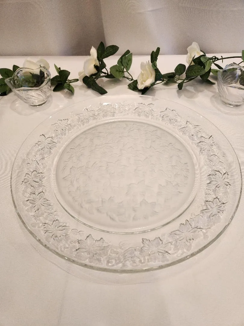Glass Serving Plate Press Floral Design 12.75 in Diameter