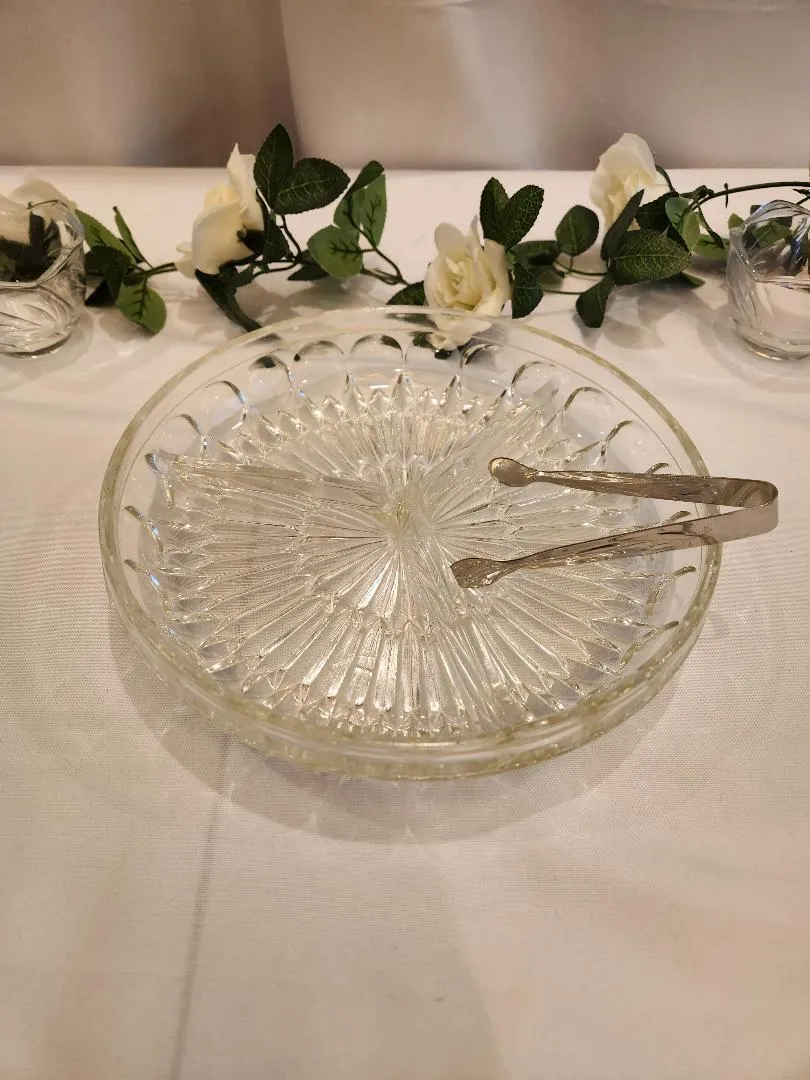 Glass Divided Serving Tray 3 Sections Circles and Stars Design 9 in Diameter