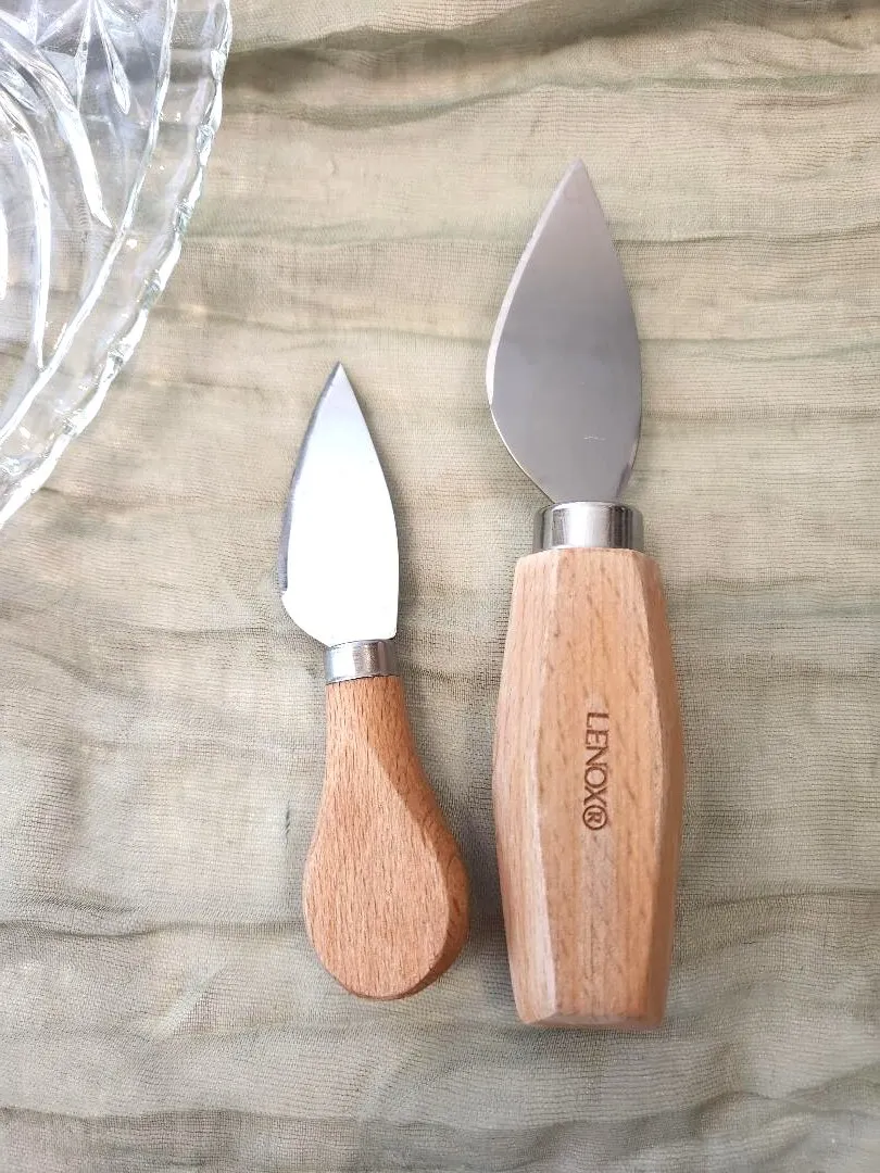 2 Pieces Cheese Knives Wooden Handles Lenox  (QTY 1 SET)