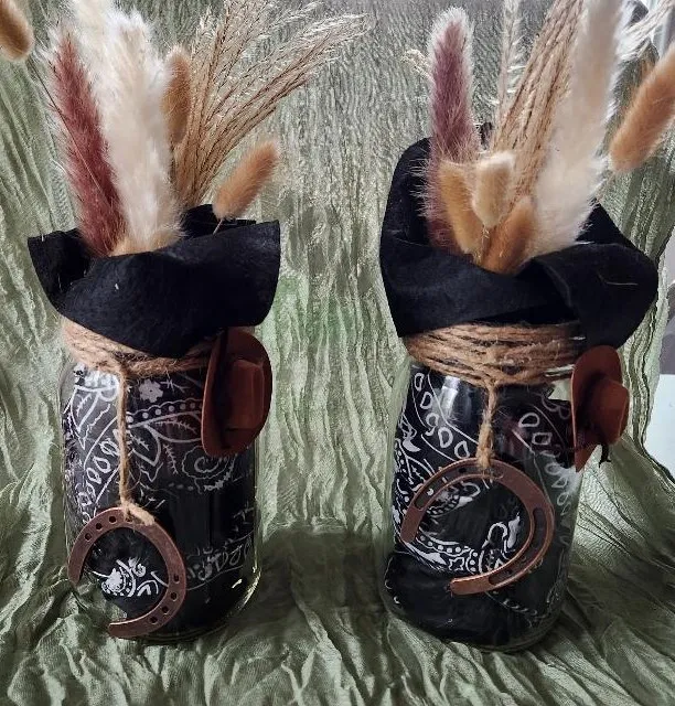 15 Western Centerpieces Black, Horseshoe and Cowboy Hat Themed & Banner