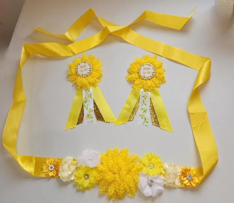 Baby Shower Lemon Themed Mom & Dad Buttons and Belly Sash Floral