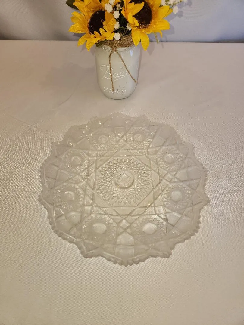 Cut Glass Scalloped Edges Platter Sunflowers 9.52 in diameter
