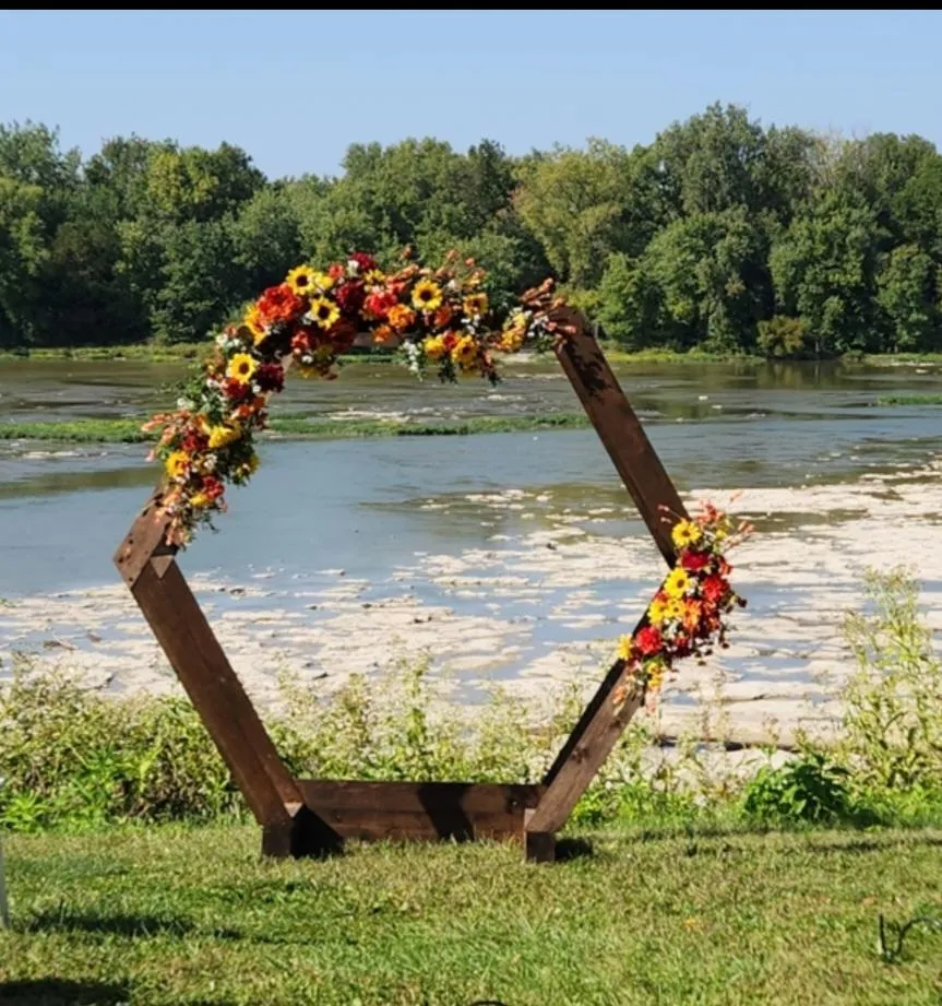 Arch Deluxe Wooden Double Arch