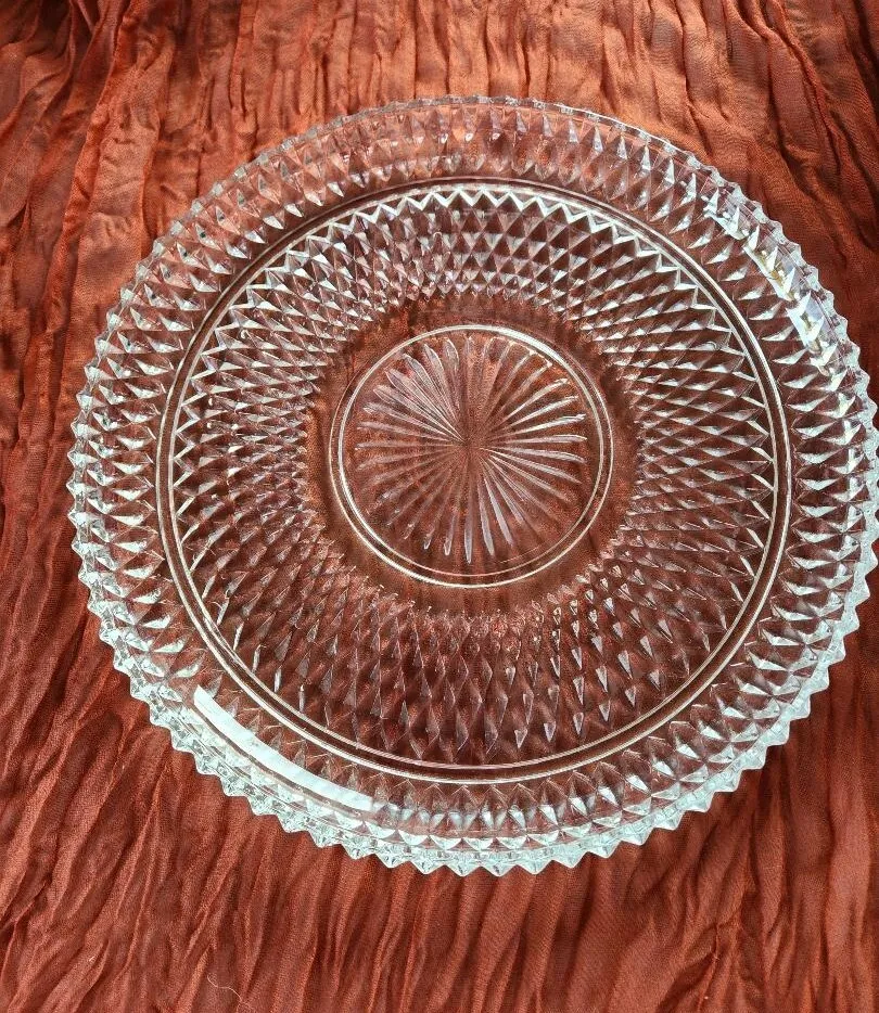 Clear Cut Glass Round 12 in Diameter Dessert Serving Plater with Sides