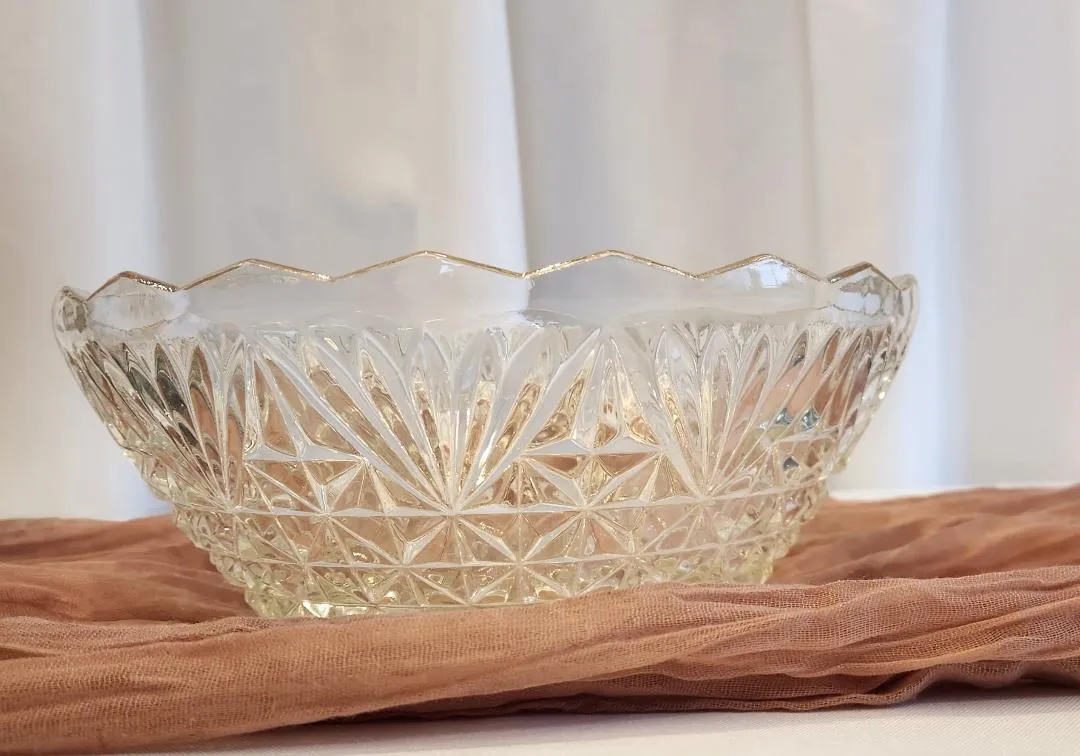 Cut Glass Bowl Serving Piece 9 in Diameter