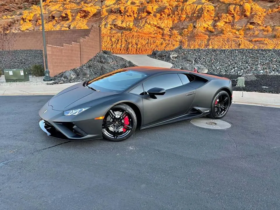 2020 Lamborghini huracan EVO Coupe 2D