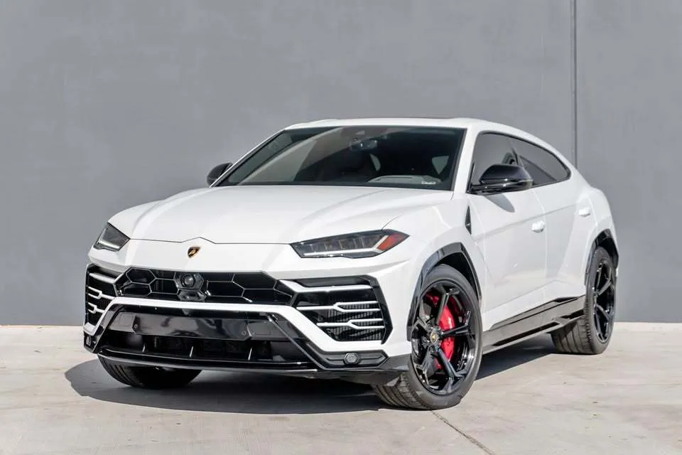 2021 Lamborghini Urus Sport