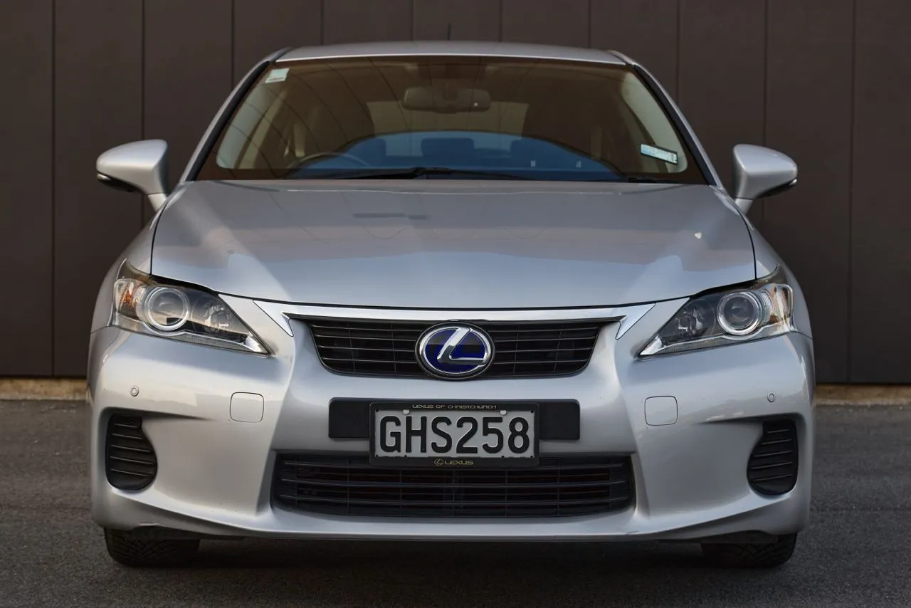 Lexus CT200H