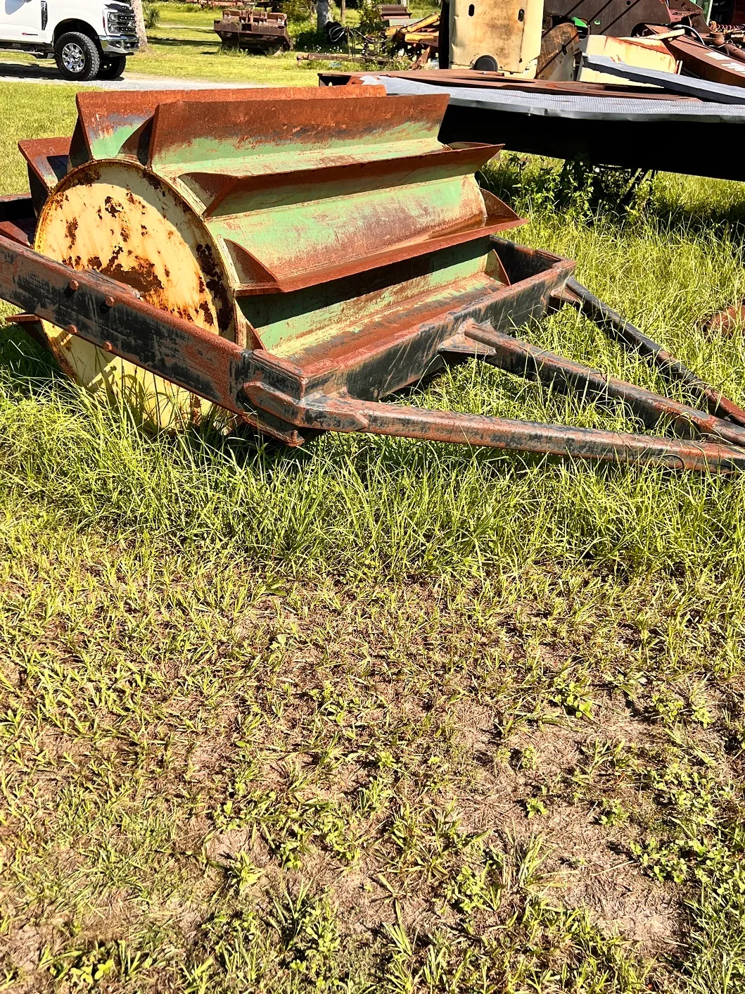 Chopper 6 foot Water filled (Brokered)