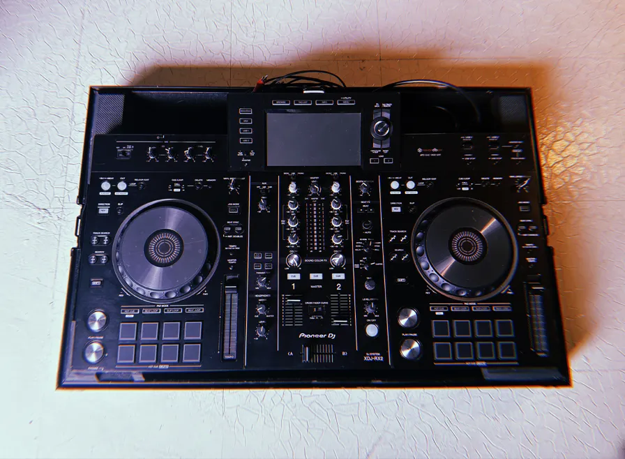 Pioneer XDJ-RX2