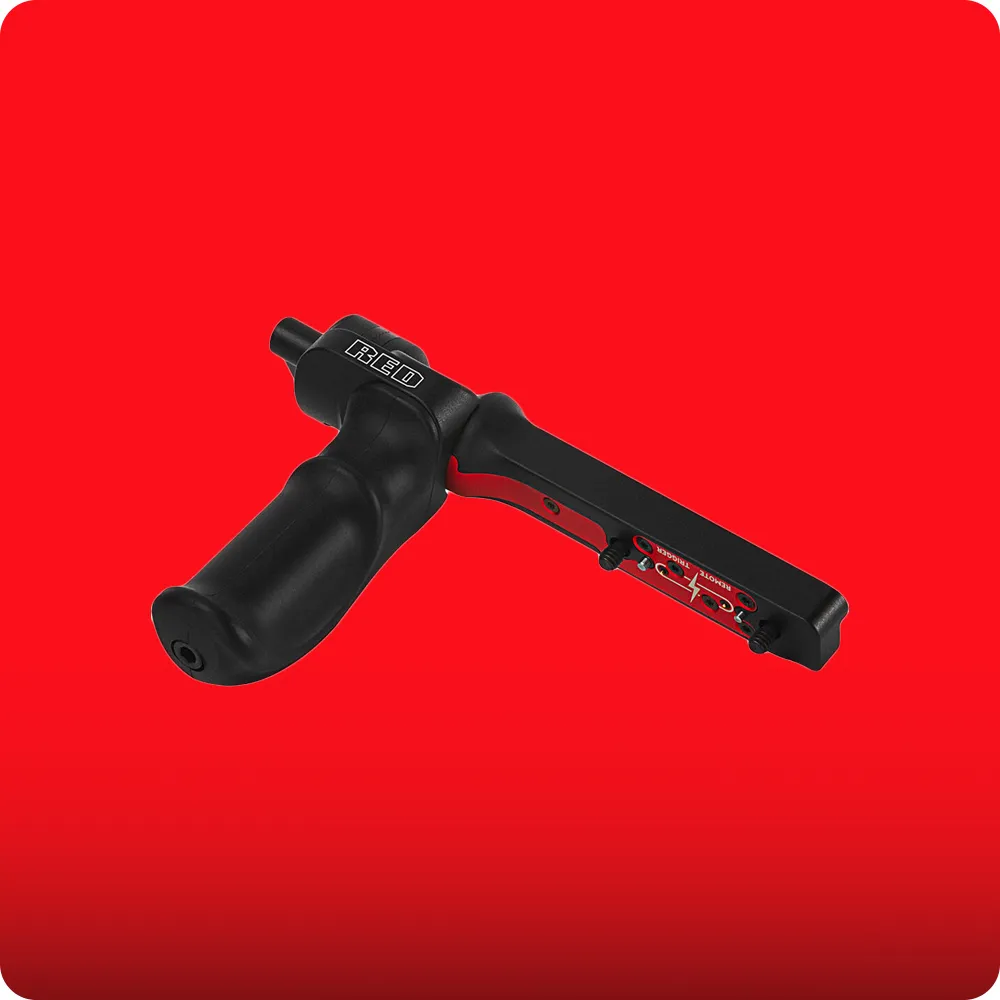 RED KOMODO® Outrigger Handle