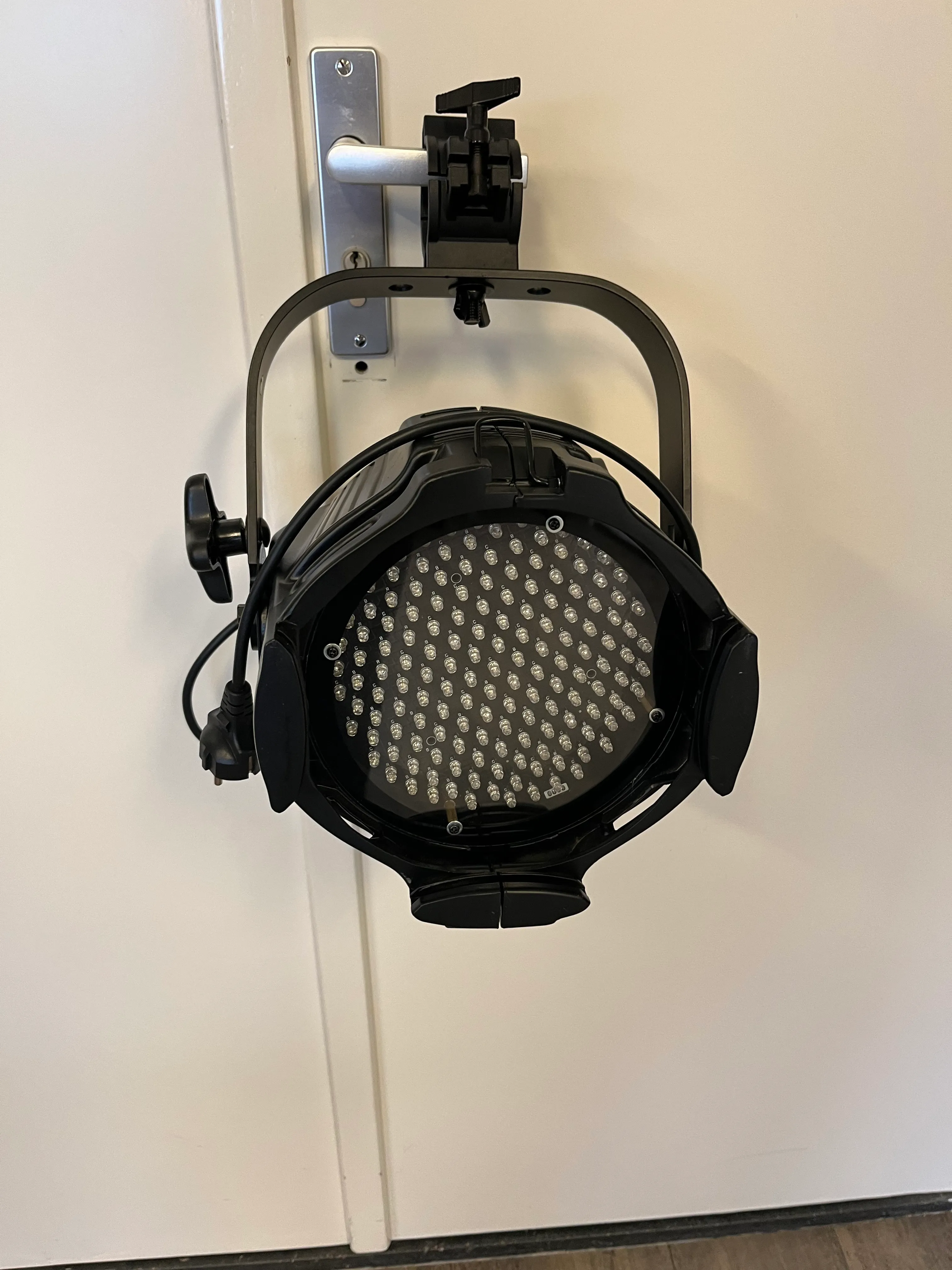 Showtec 2 LED Par (1 stuk)