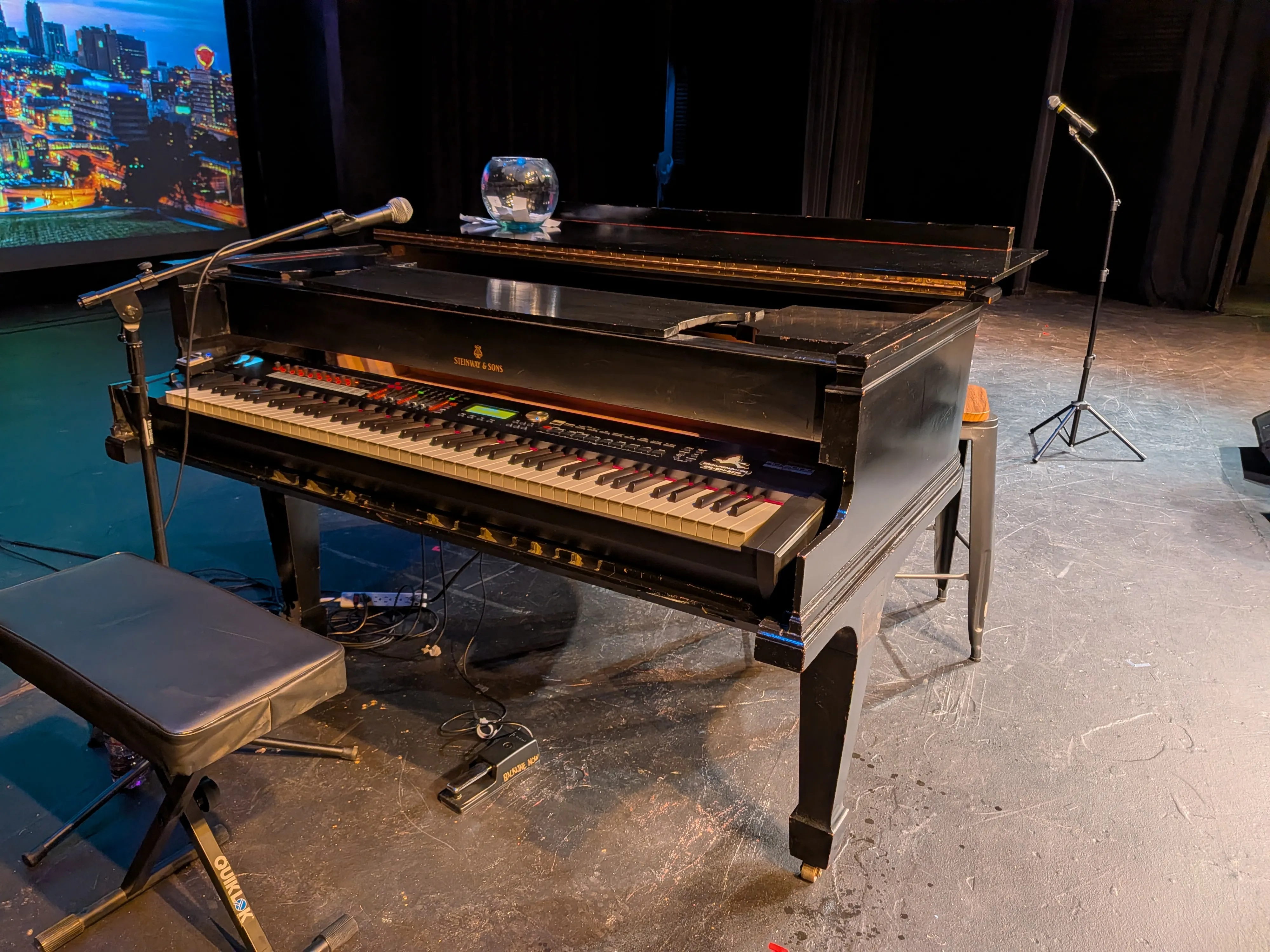 Steinway 6'4" Baby Grand Piano Shell Black Lacquer - Road Worn Finish