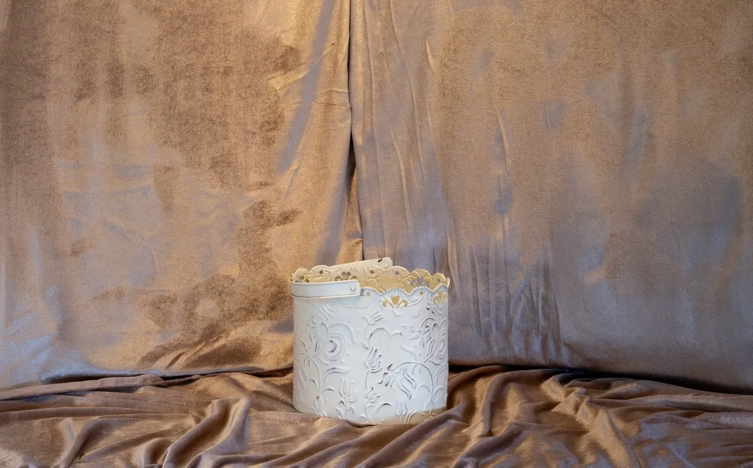 Rustic White Metal Floral Bucket