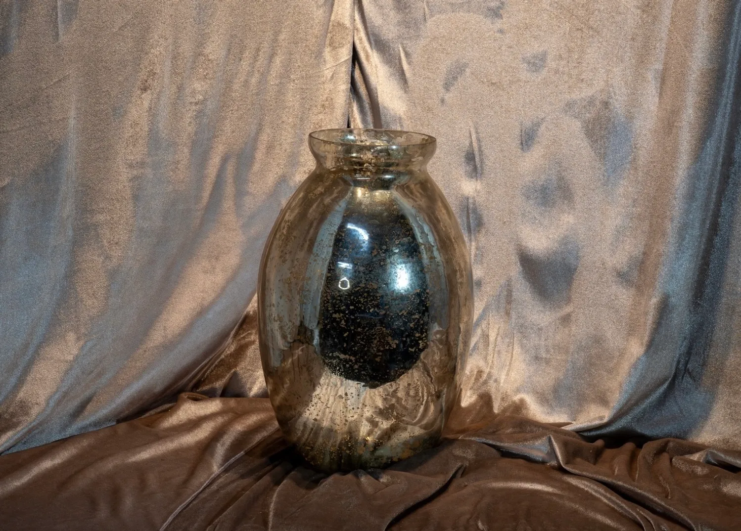 Specked Silver Glass Vase