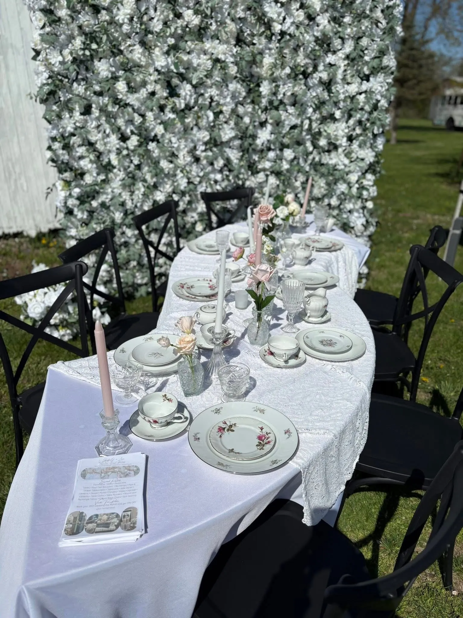 Teacups & Saucers