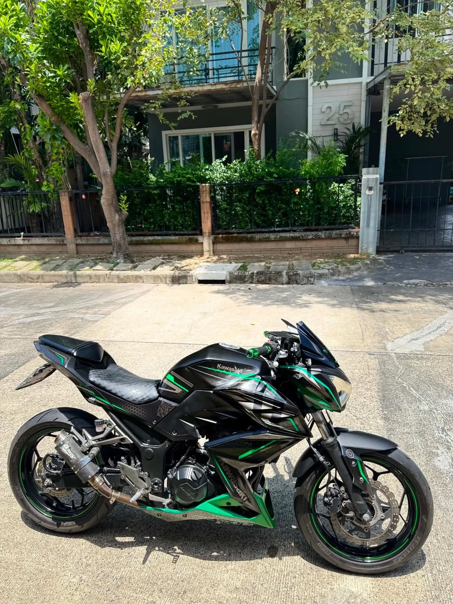 Kawasaki Z300 ABS (2015) Pristine Condition, 15k+ Baht Full Refresh Completed