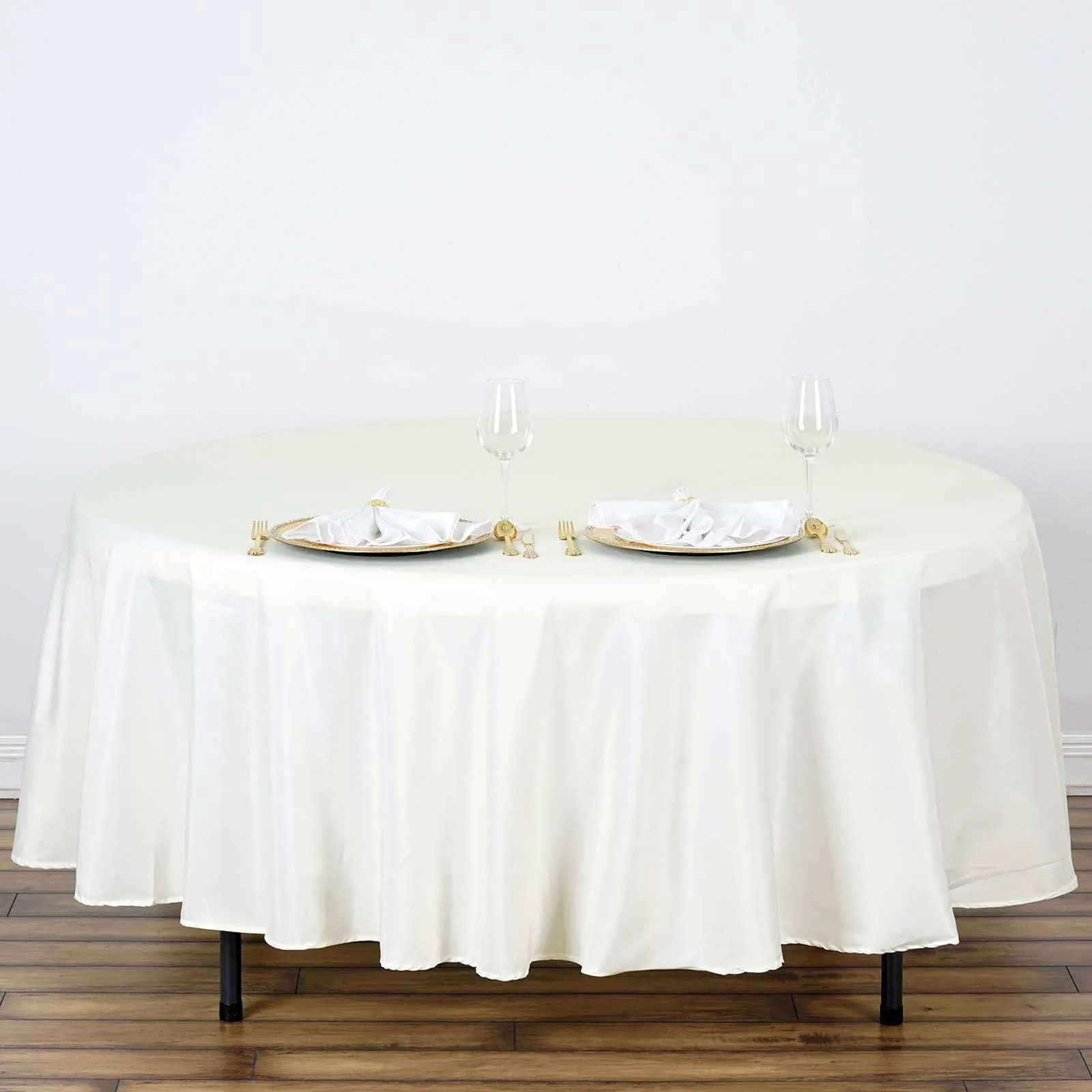 108" Standard Polyester Round Tablecloths