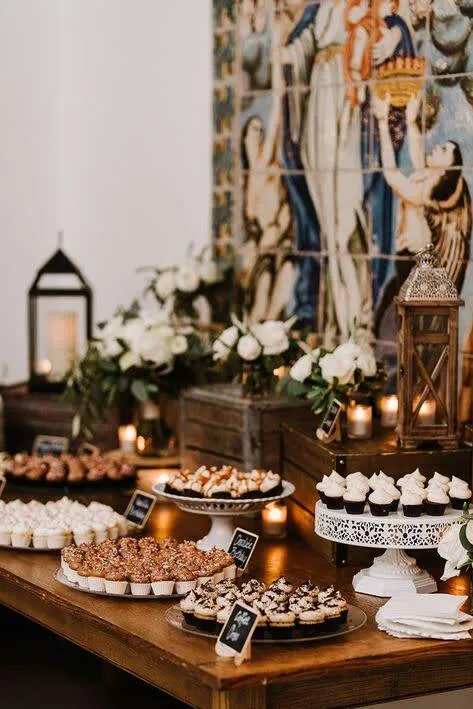 Mini Donut / Cupcake / Donut Bar