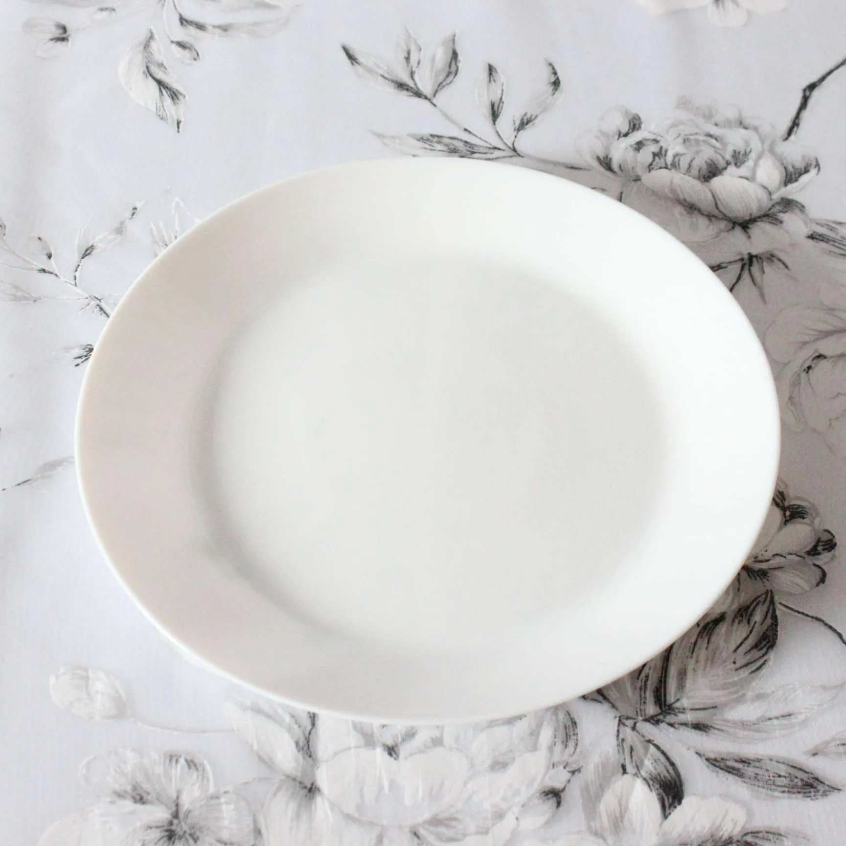 White Dinner Plate 