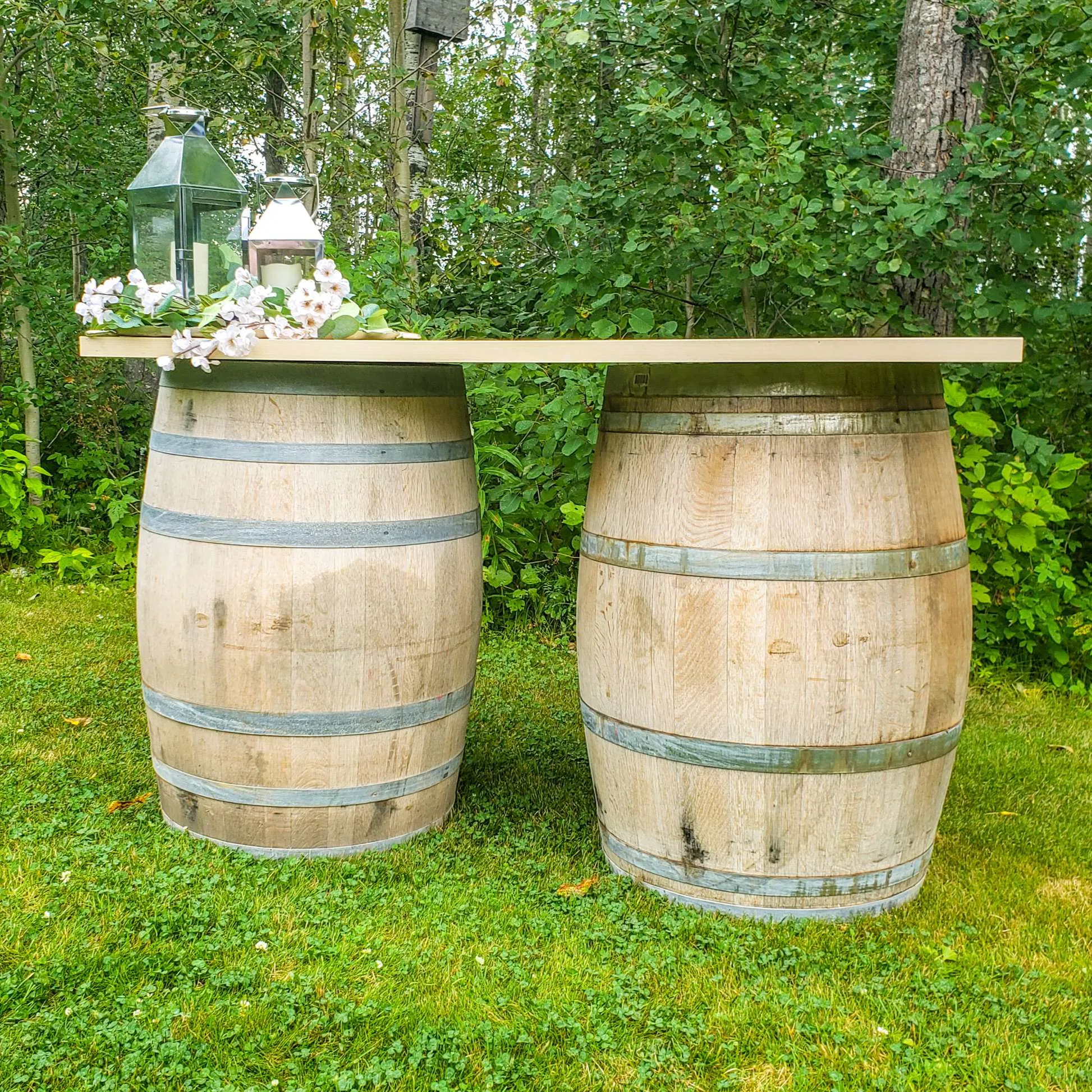 Barrel Signing Table