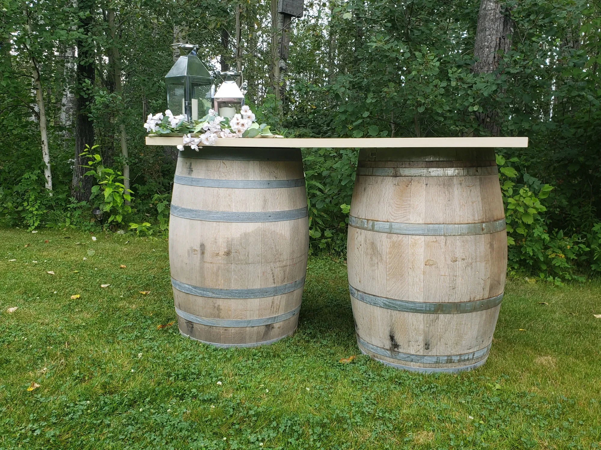 Barrel Signing Table