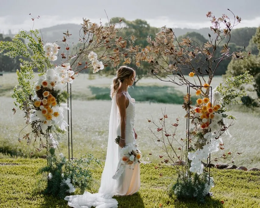 Wedding black matte arbour plinth set