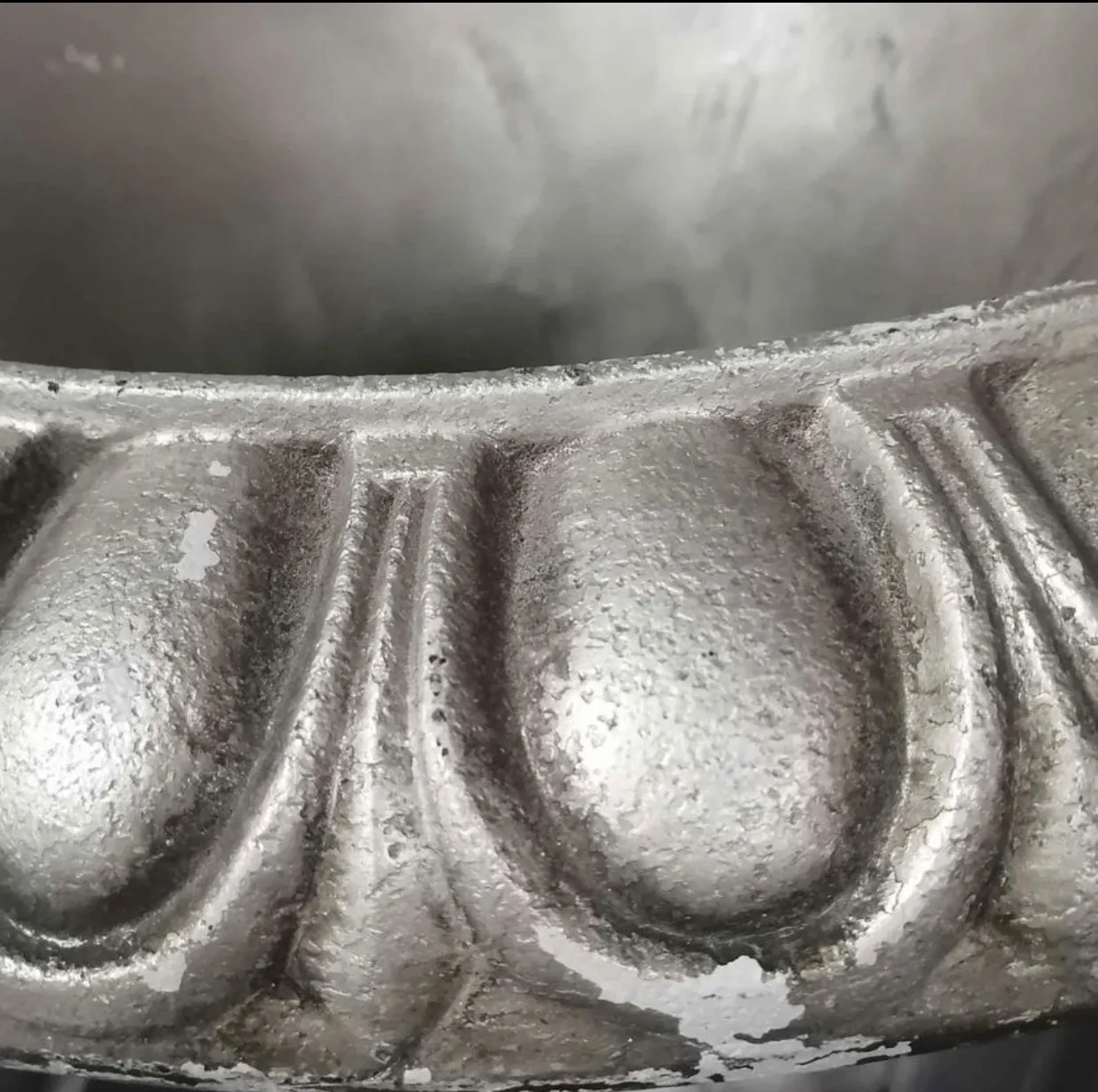 Classic extra large fiberglass plinth and urn