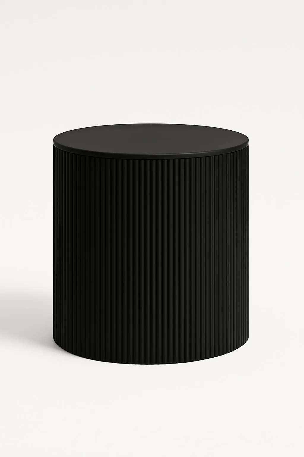 Round Ribbed Plinth Black