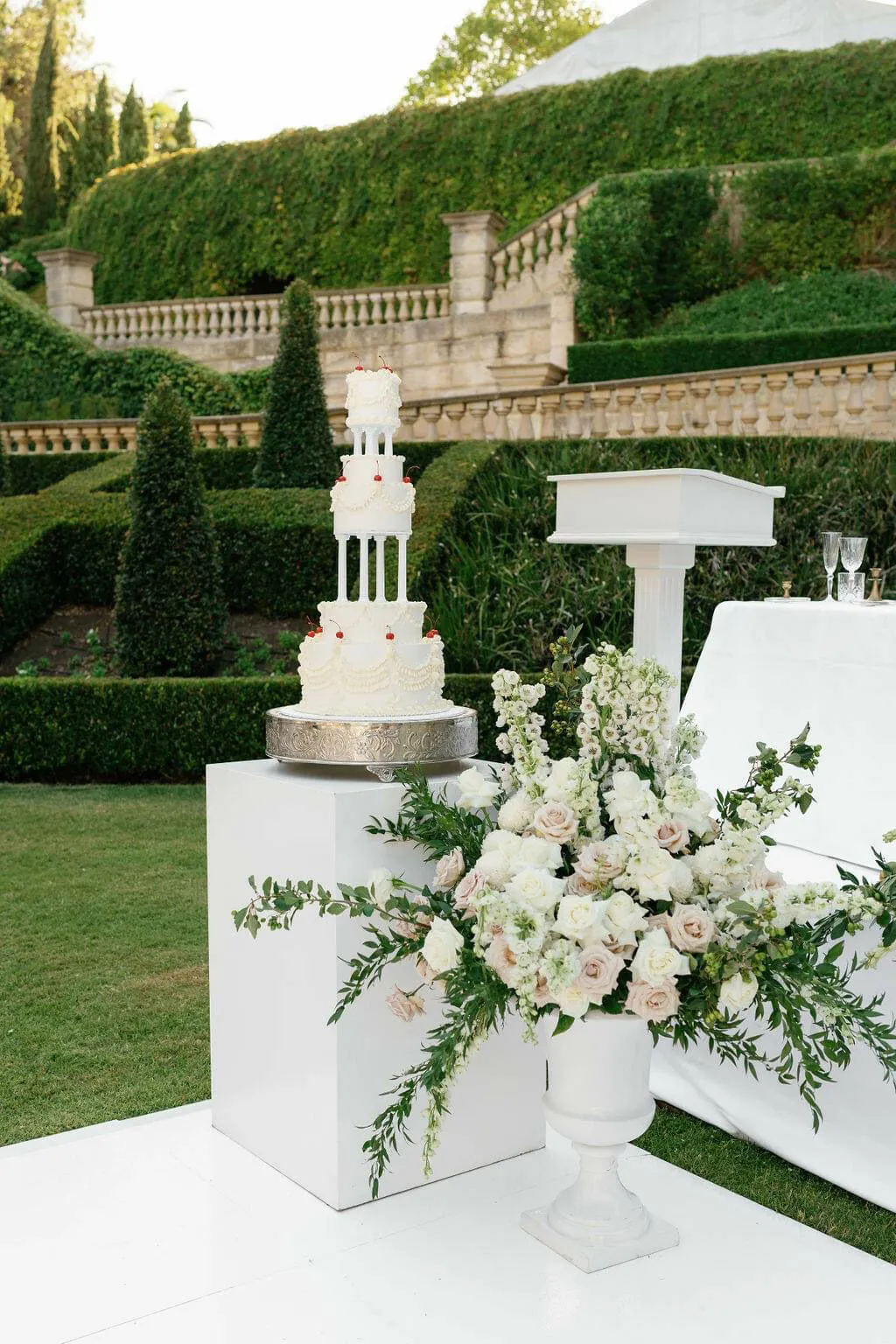 Cake Table With Mirror Top