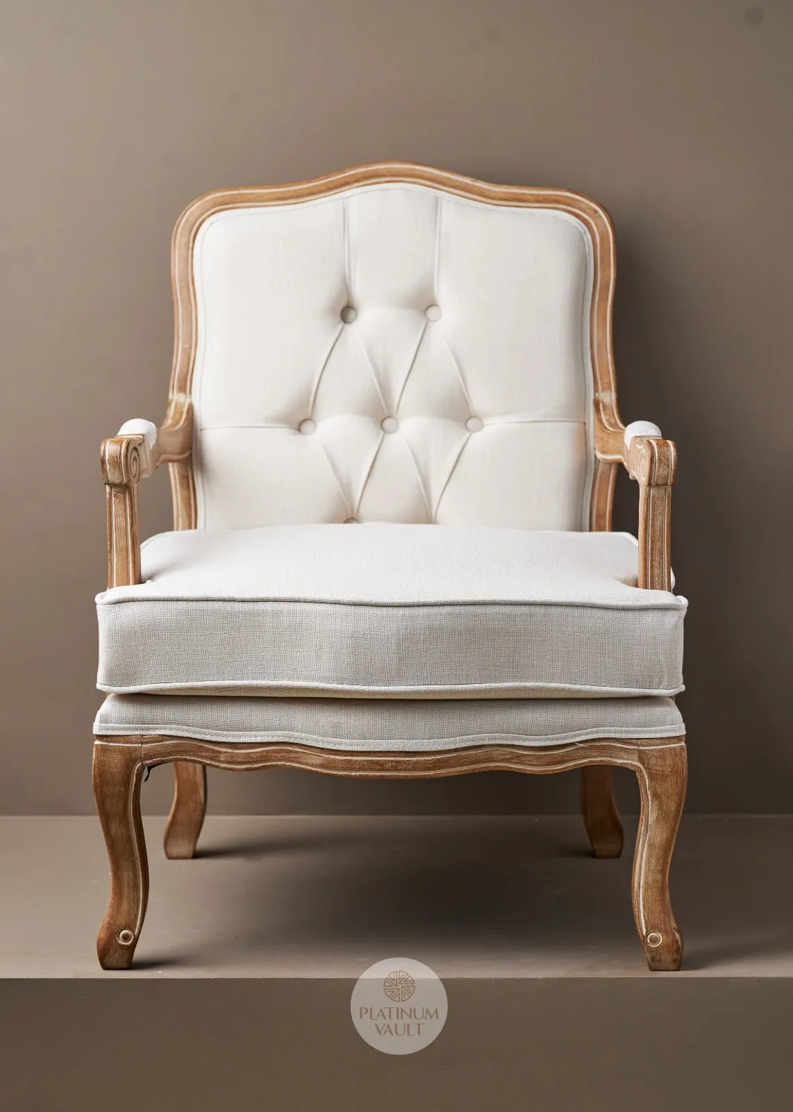  Louis Reign Chair