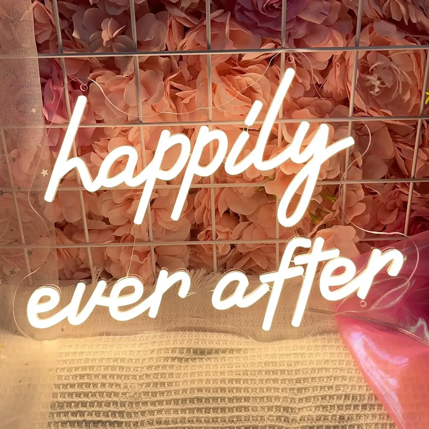 Neon Sign - Happily Every After