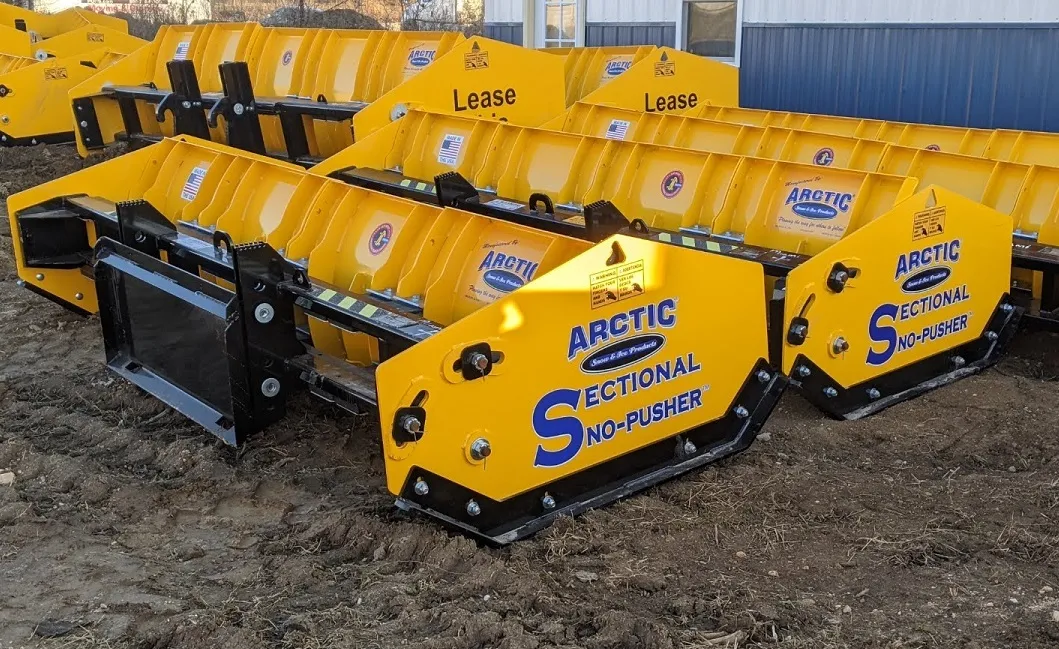 Arctic Sectional LD 10.5 - 1 or 2 Year Used