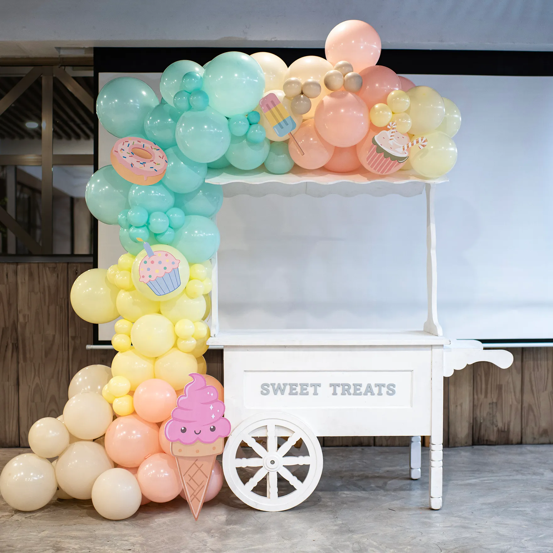 Dessert Cart
