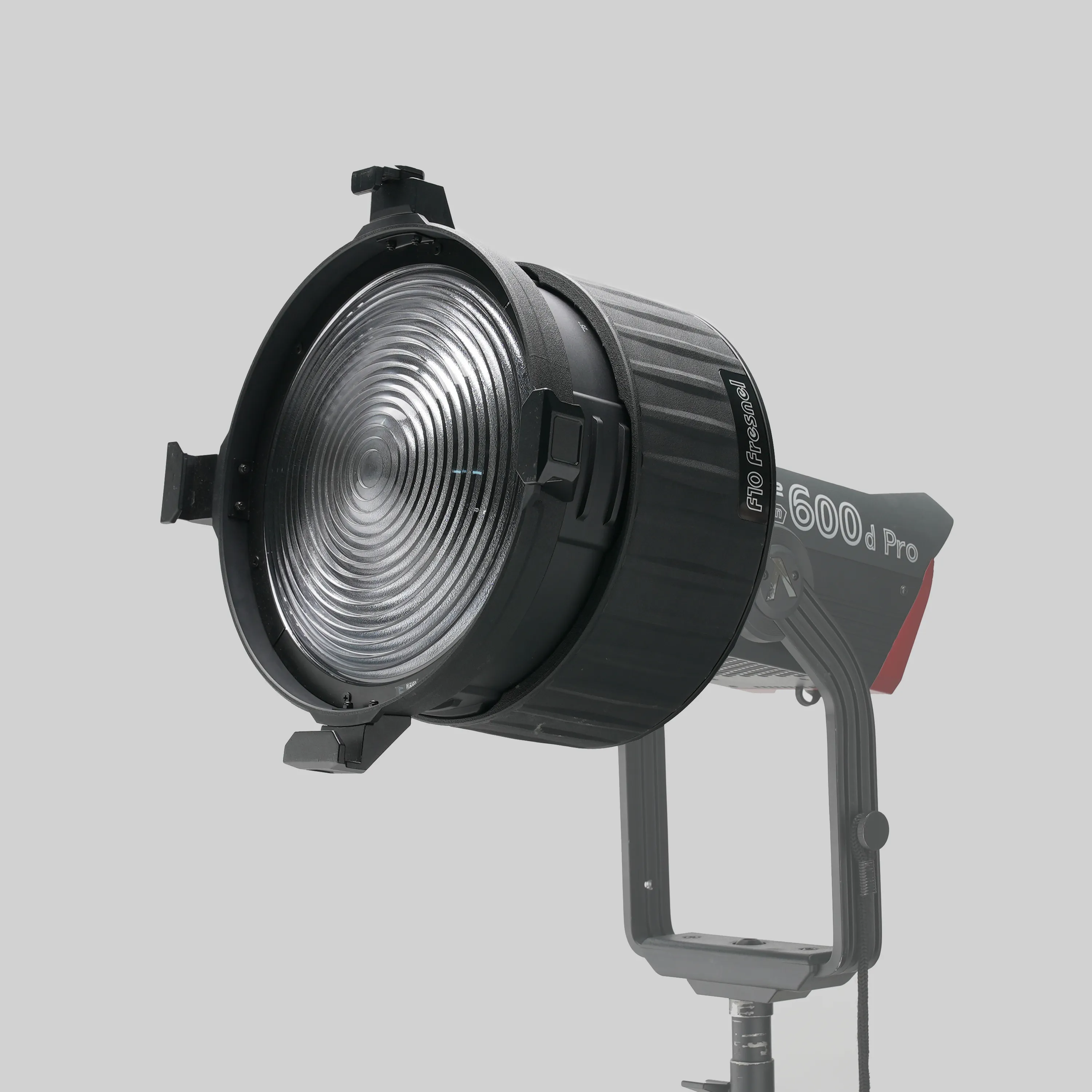 Aputure F10 Fresnel