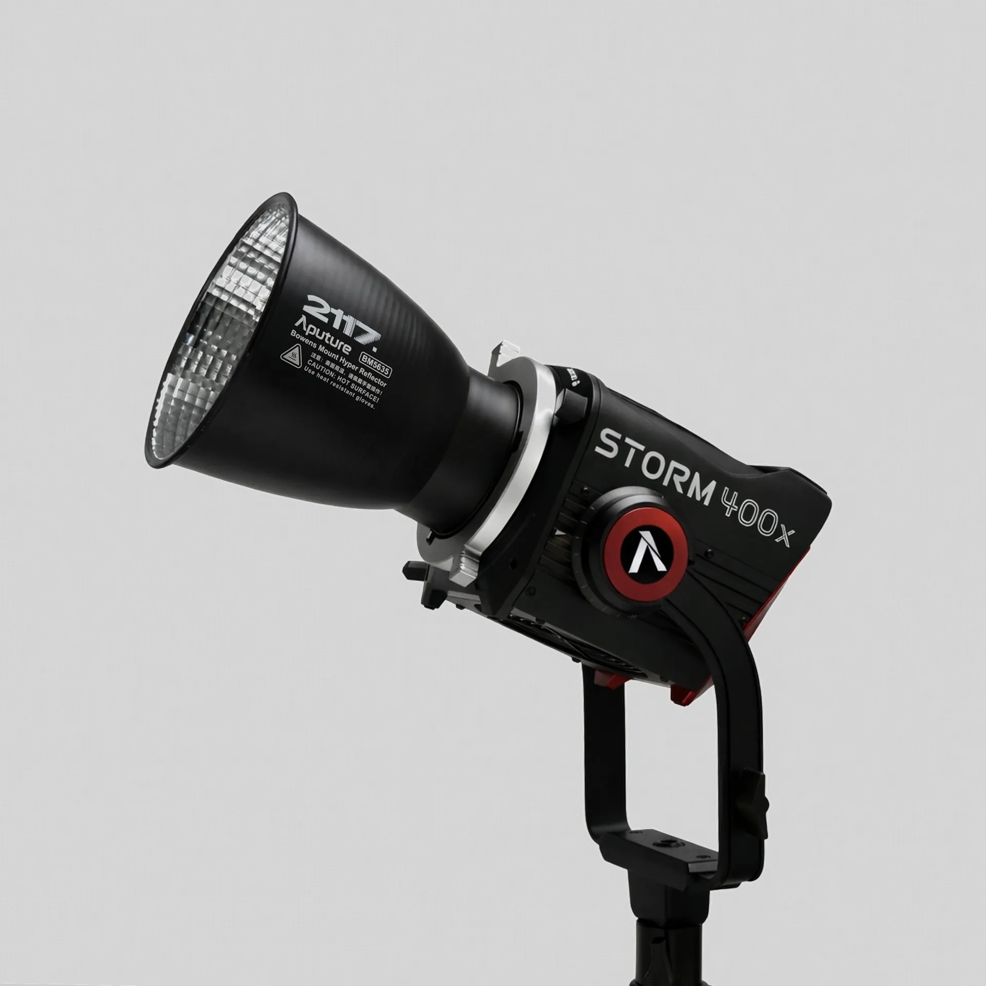 Aputure STORM 400x