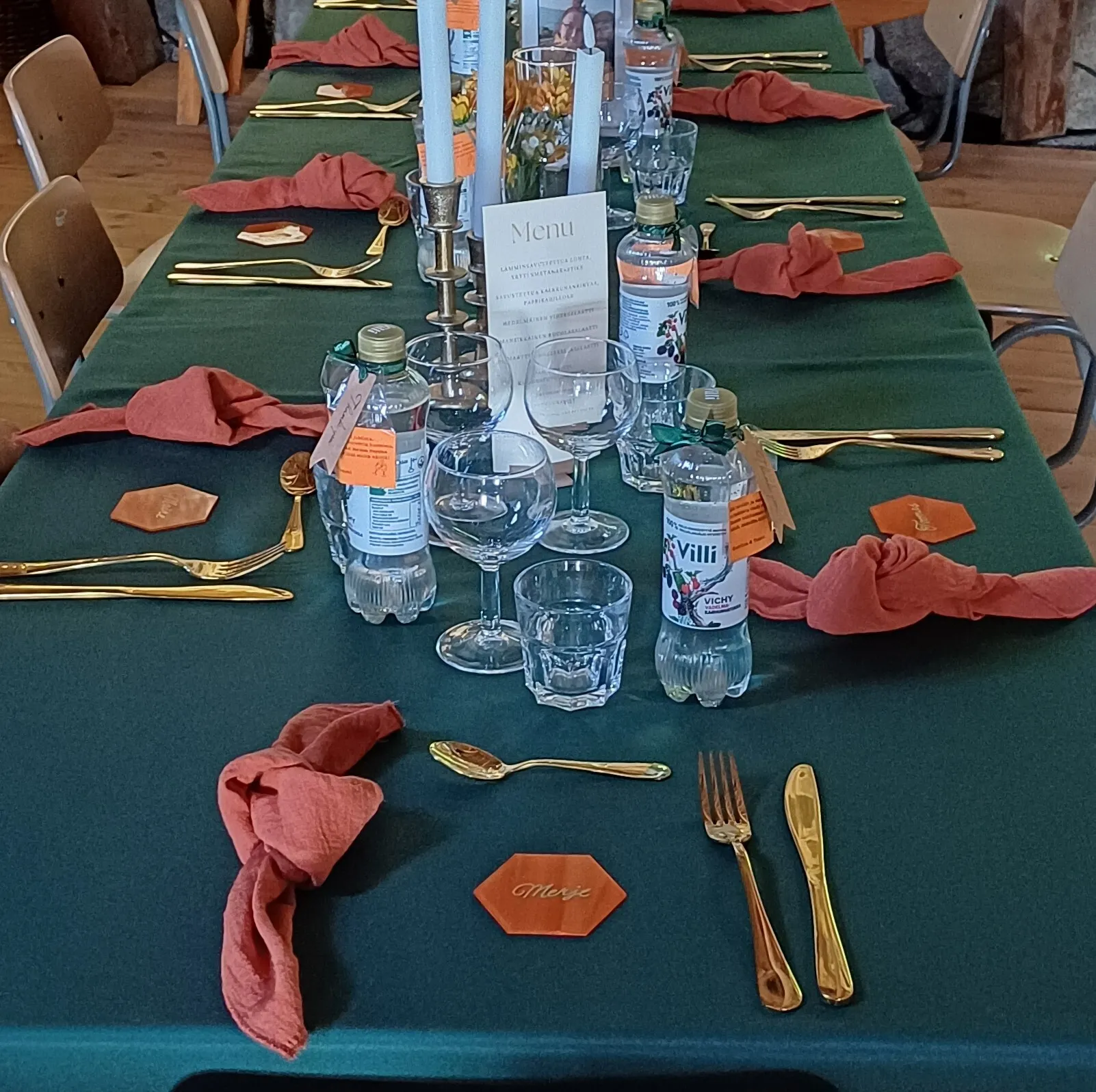 Lautasliina, poltettu oranssi