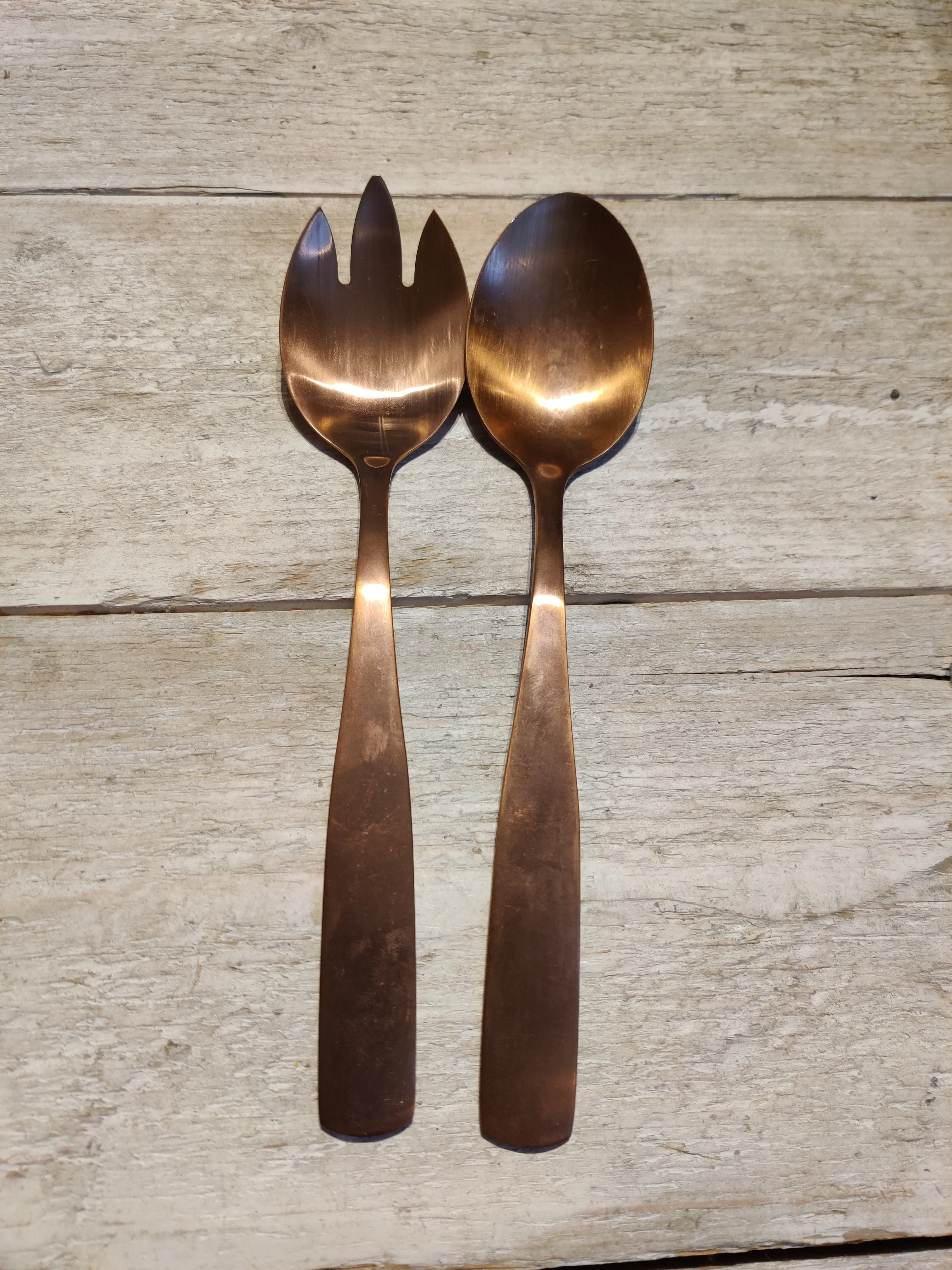 Salaatinottimet, ruusukultainen