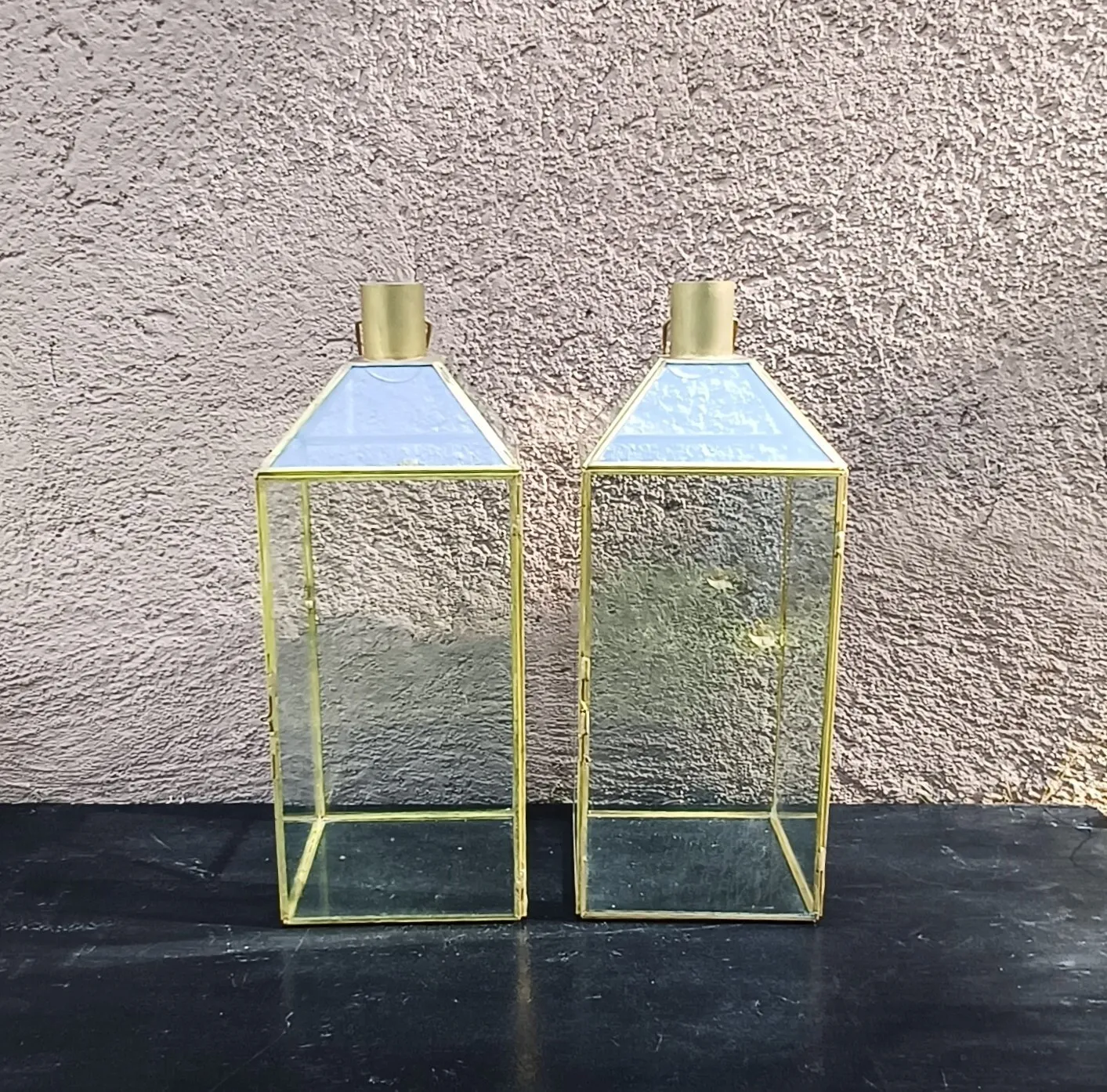 Kultareunainen lyhty