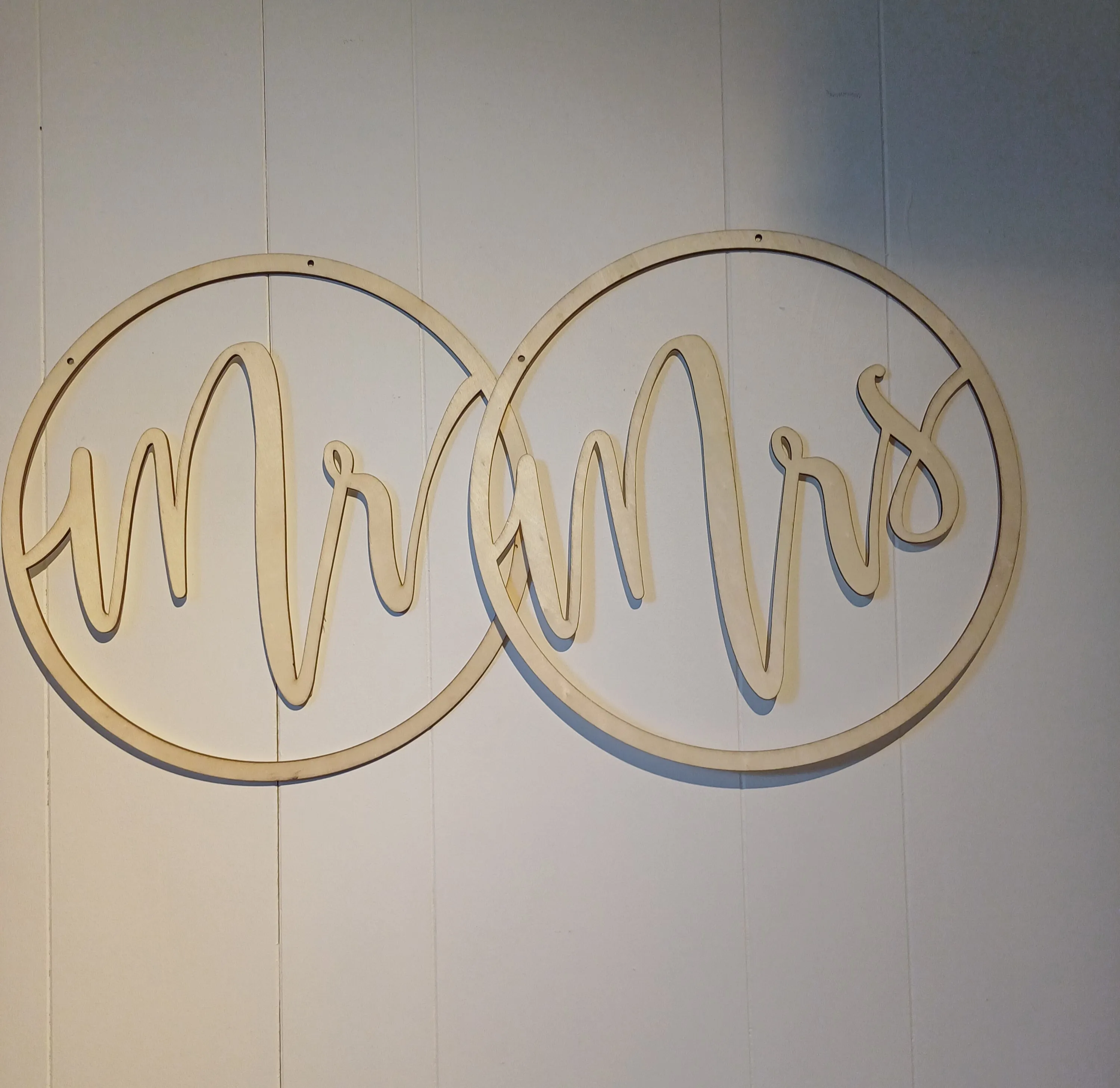 MR ja/tai MRS/MR vanerikyltti