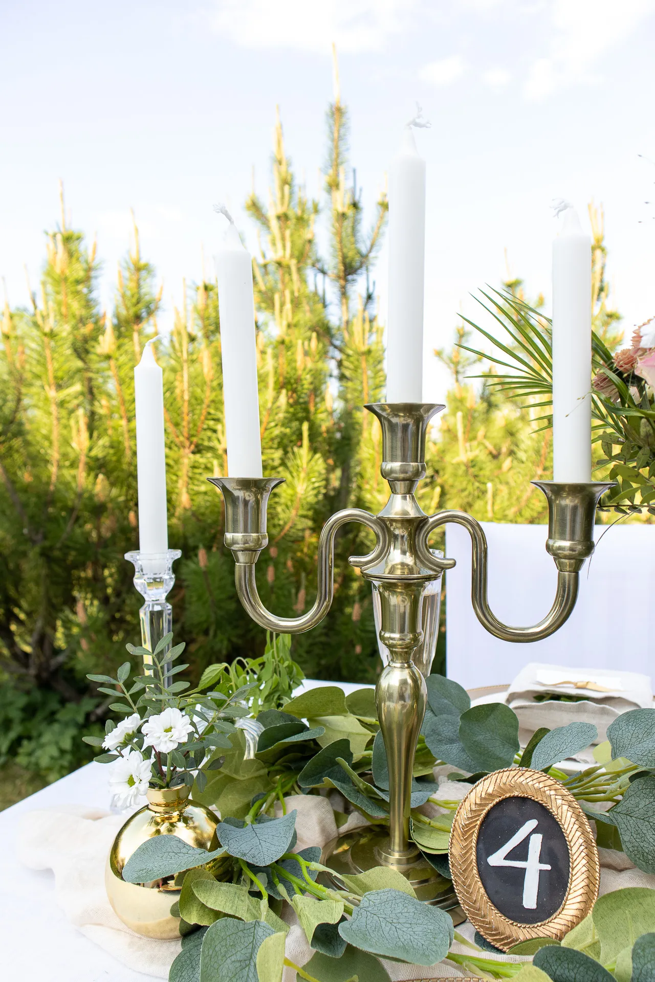 3-haarainen kynttelikkö, kulta