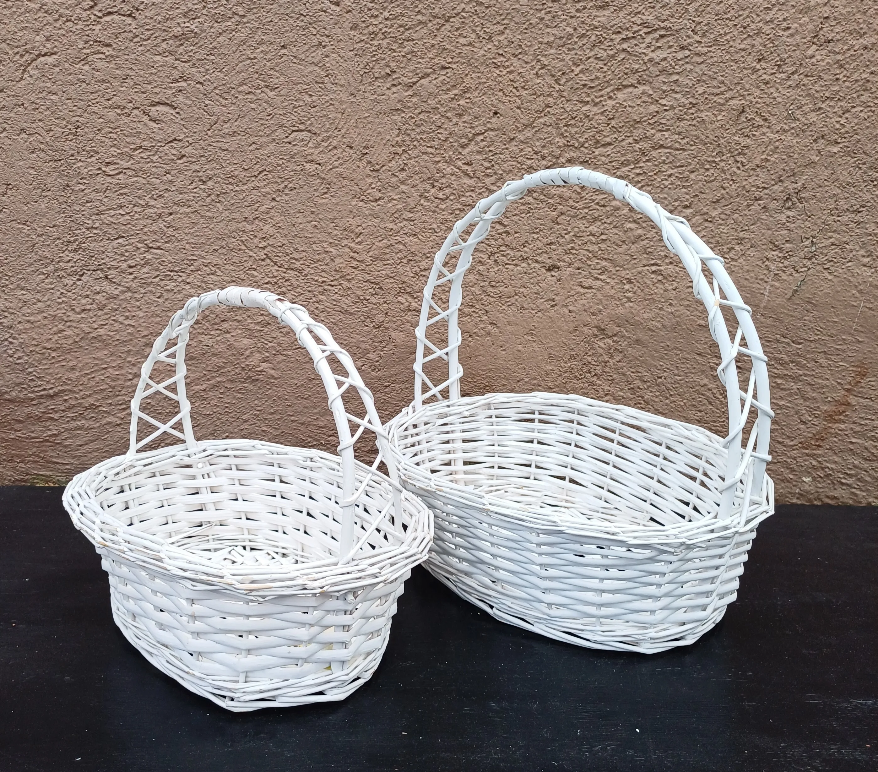 Valkoiset juhlakorit