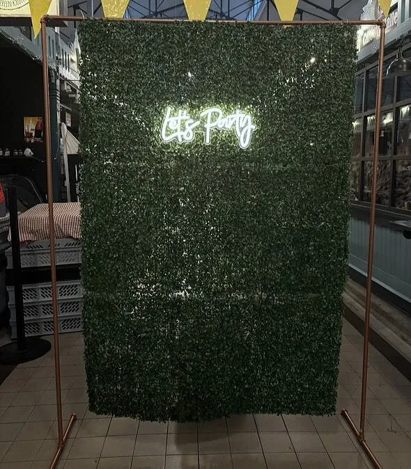 Viherseinä 120cm x 180cm