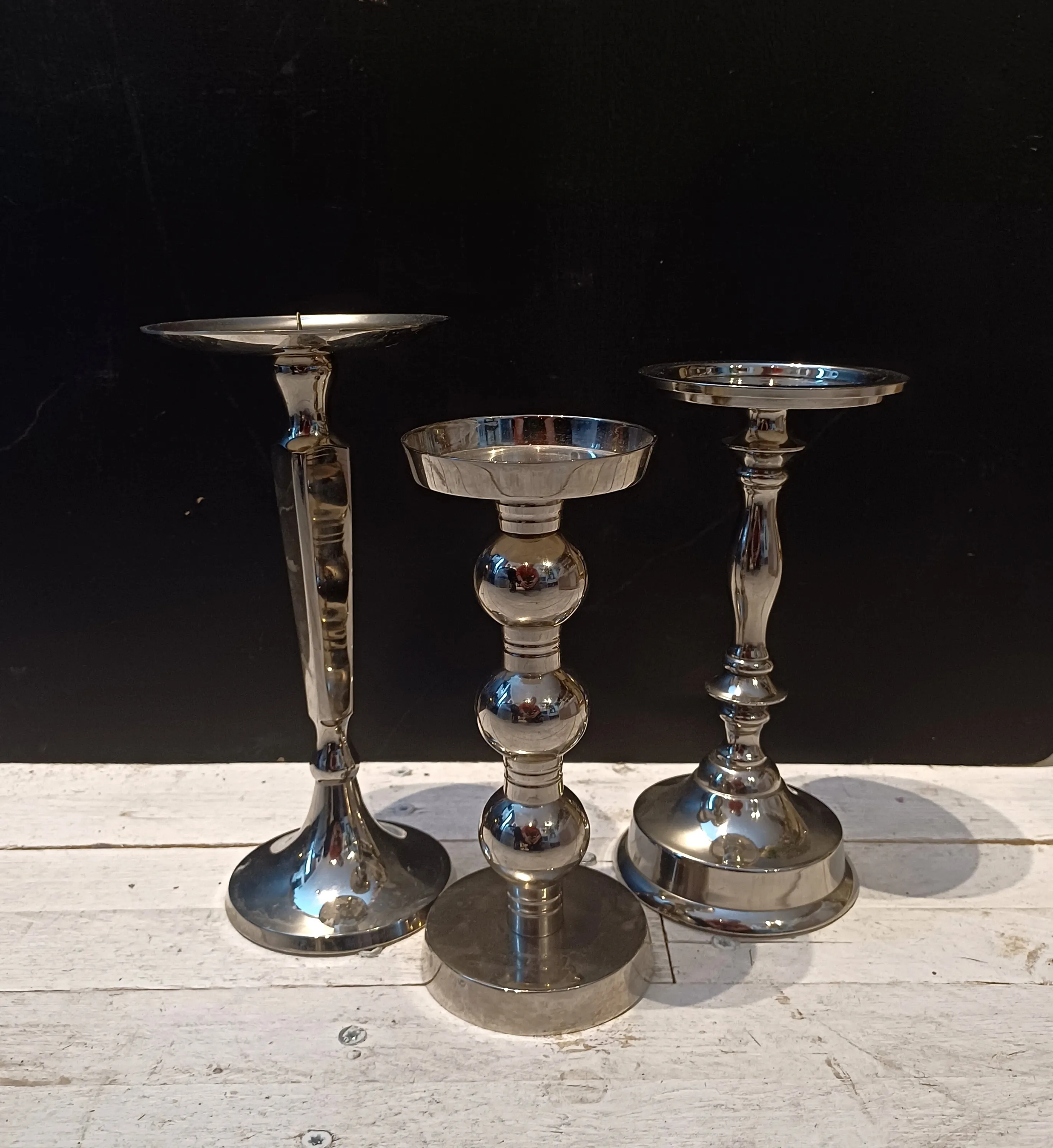 Kynttiläjalka pöytäkynttilälle, hopea