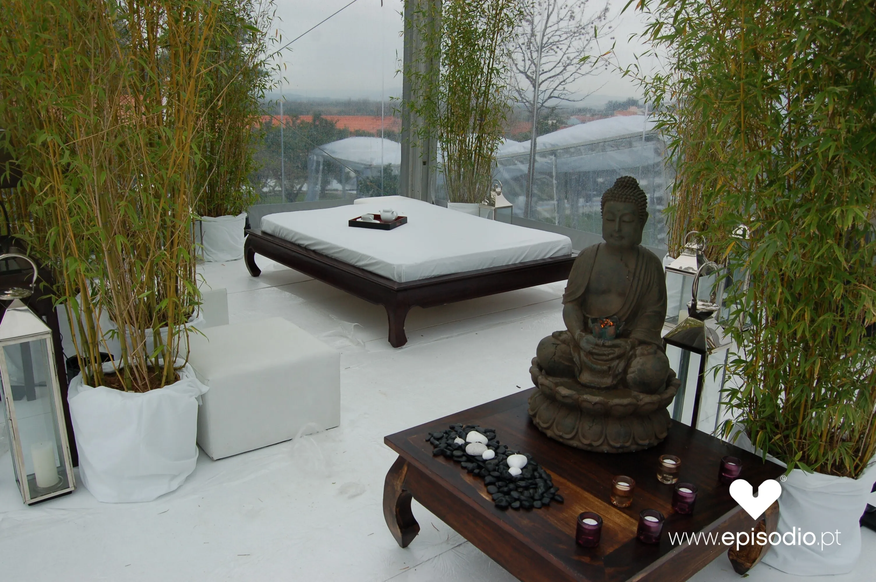 Mesa de Apoio Mumbai