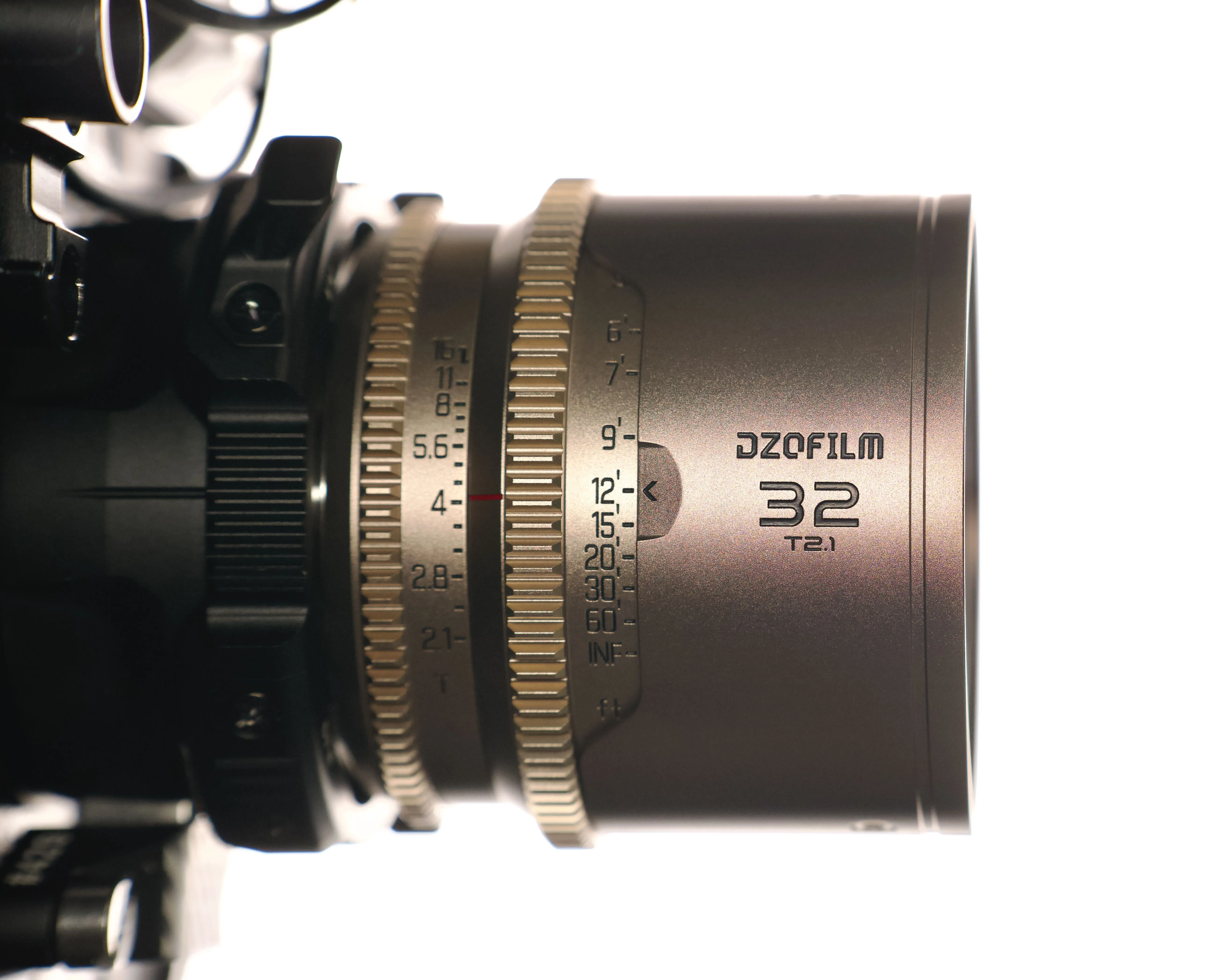 DZOFilm Arcana 32mm Anamorphic Prime Lens (ARRI PL, Titanium)