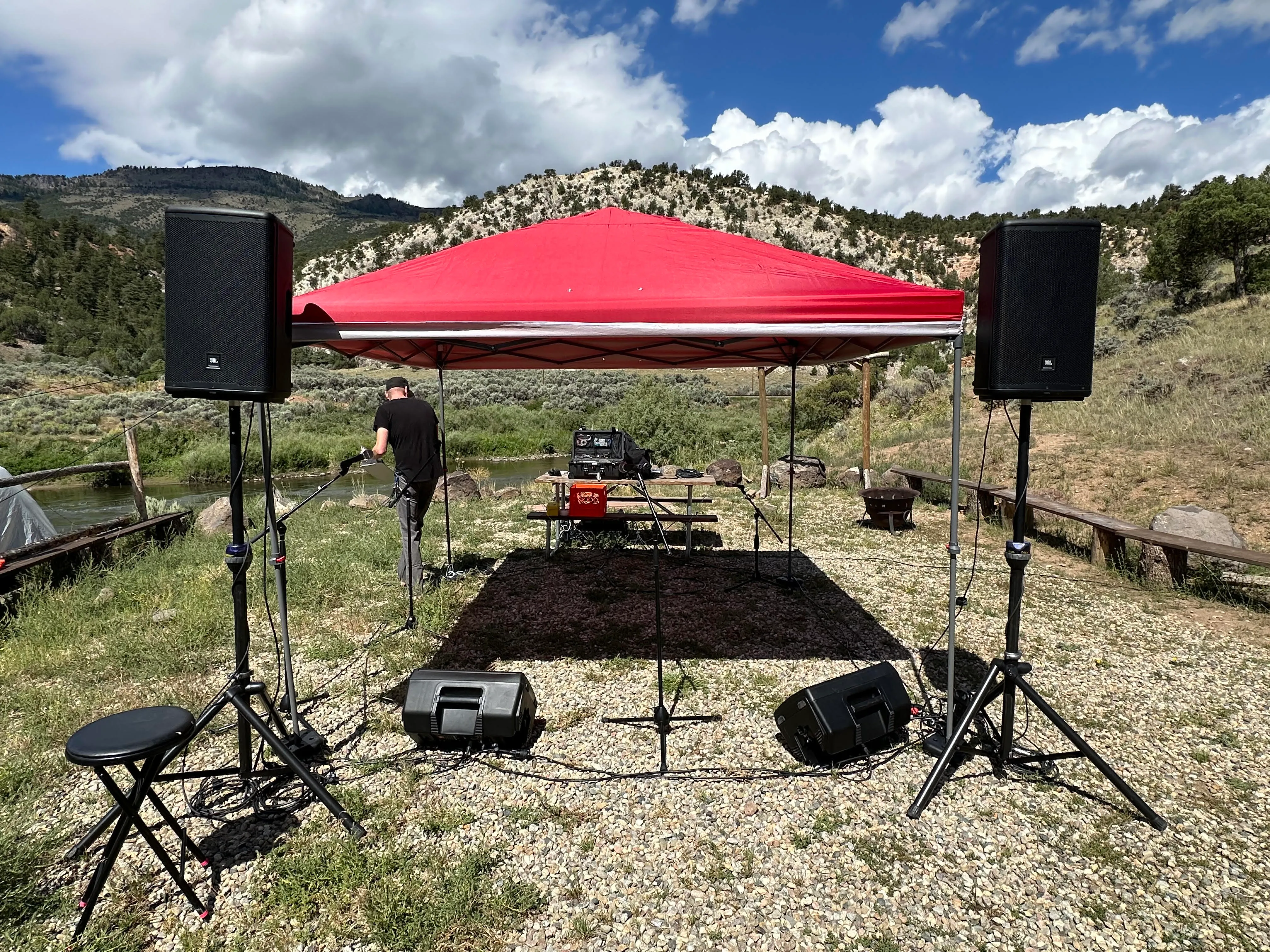 2026 Small Stage - Solo or Duo Performer - Full Service