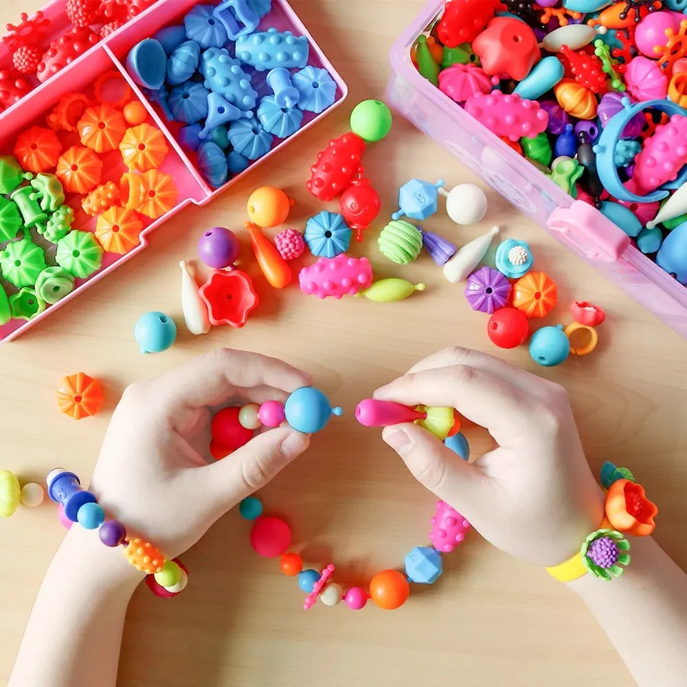 Jewelry Station For 10 Children