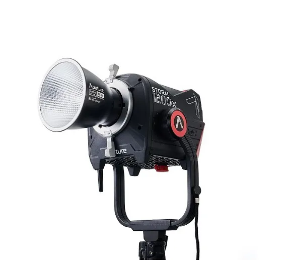 Aputure Storm 1200X COB Light